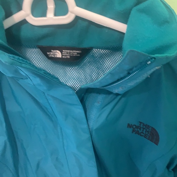 XS Ladies Northface Jacket - Picture 2 of 2
